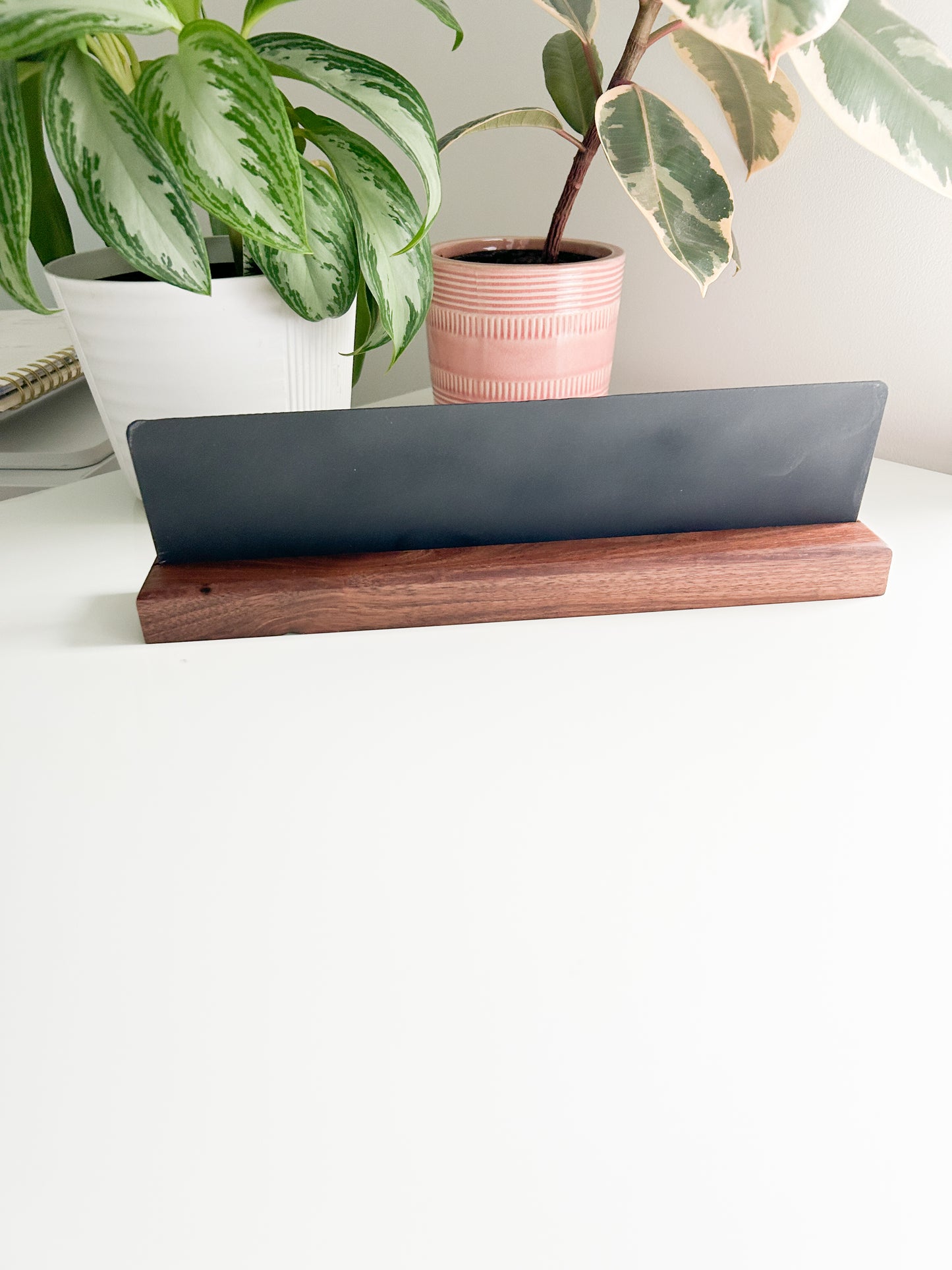 Magnet Stand & Custom Photo Bundle